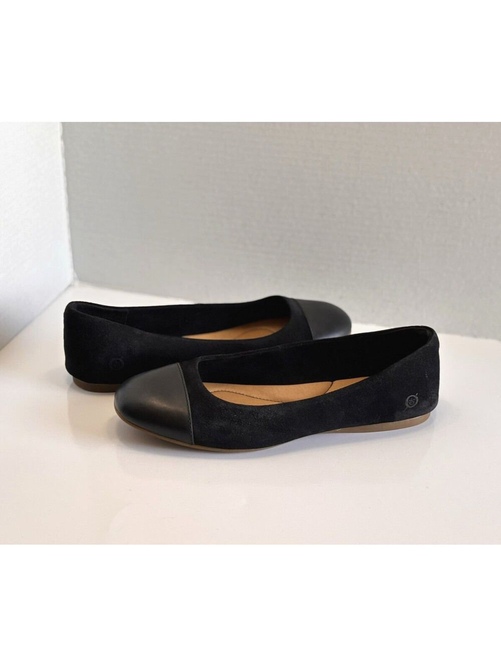 Born Batti Ballet Flats Women's 9.5 M Black Suede Cap Toe Slip On Comfort Shoes